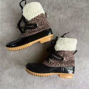 DV by Dolce Vita Black and Tan Leopard Winter Boots